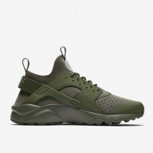 NWOB Nike Air Huarache Run Ultra Triple Olive